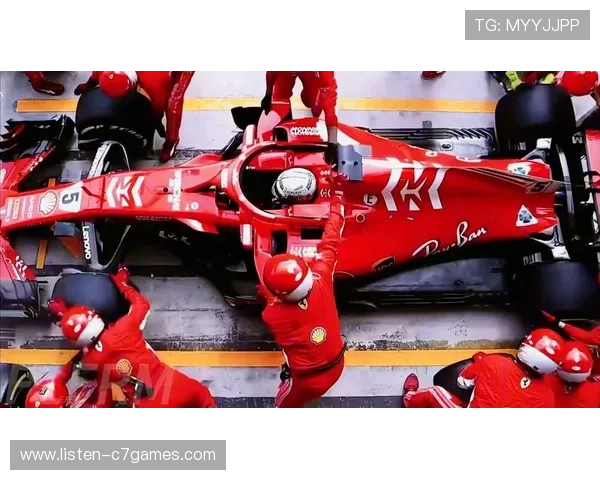 F1赛季最新动态：红牛领跑，法拉利与梅赛德斯表现起伏不定